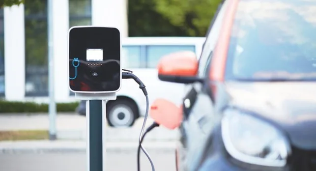 Vehicle grid integration: l’auto elettrica che ricarica la casa